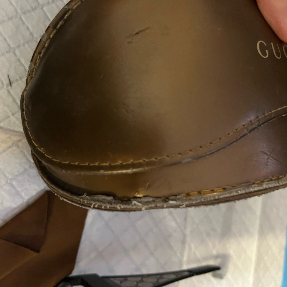 Gucci sunglasses. Made in Italy Vintage(1994) - Picture 9 of 14
